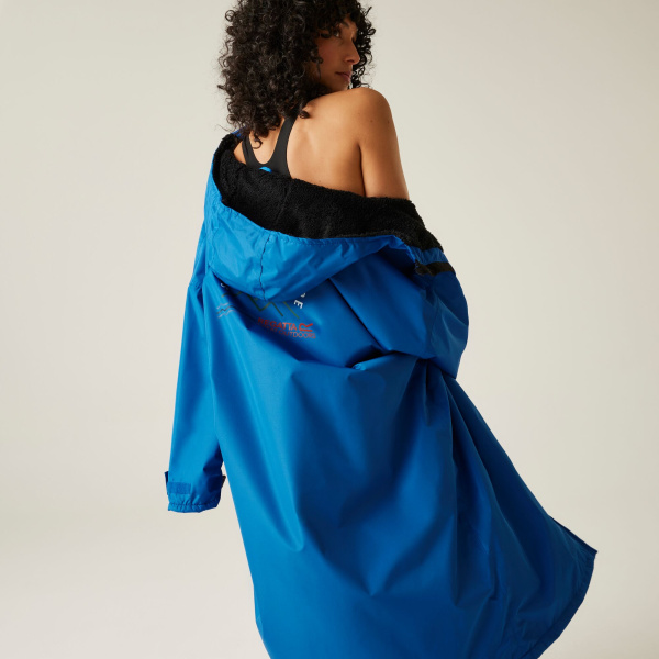 Ūdensnecaurlaidīgs pārģērbšanās halāts, 015, S/M