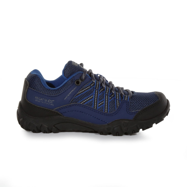 Kid`s shoes Edgepoint Waterproof Low Walking Shoes, 76E, UK2 Kid`s shoes Edgepoint Waterproof Low Walking Shoes, 76E, UK2